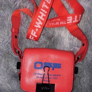 Authentic Off white mini bag comes with box